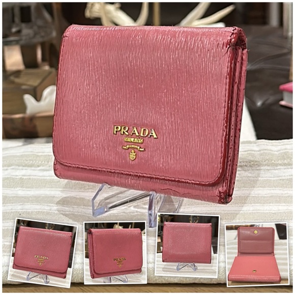 Authentic Prada Vitello Move Bi-Color Tri-Fold Compact Wallet in Petalo & Peonia - Picture 4 of 16
